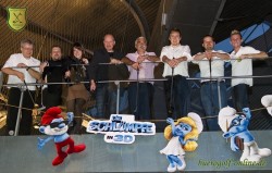 Bürogolf durch eine architektonisch außergewöhnliches Kino